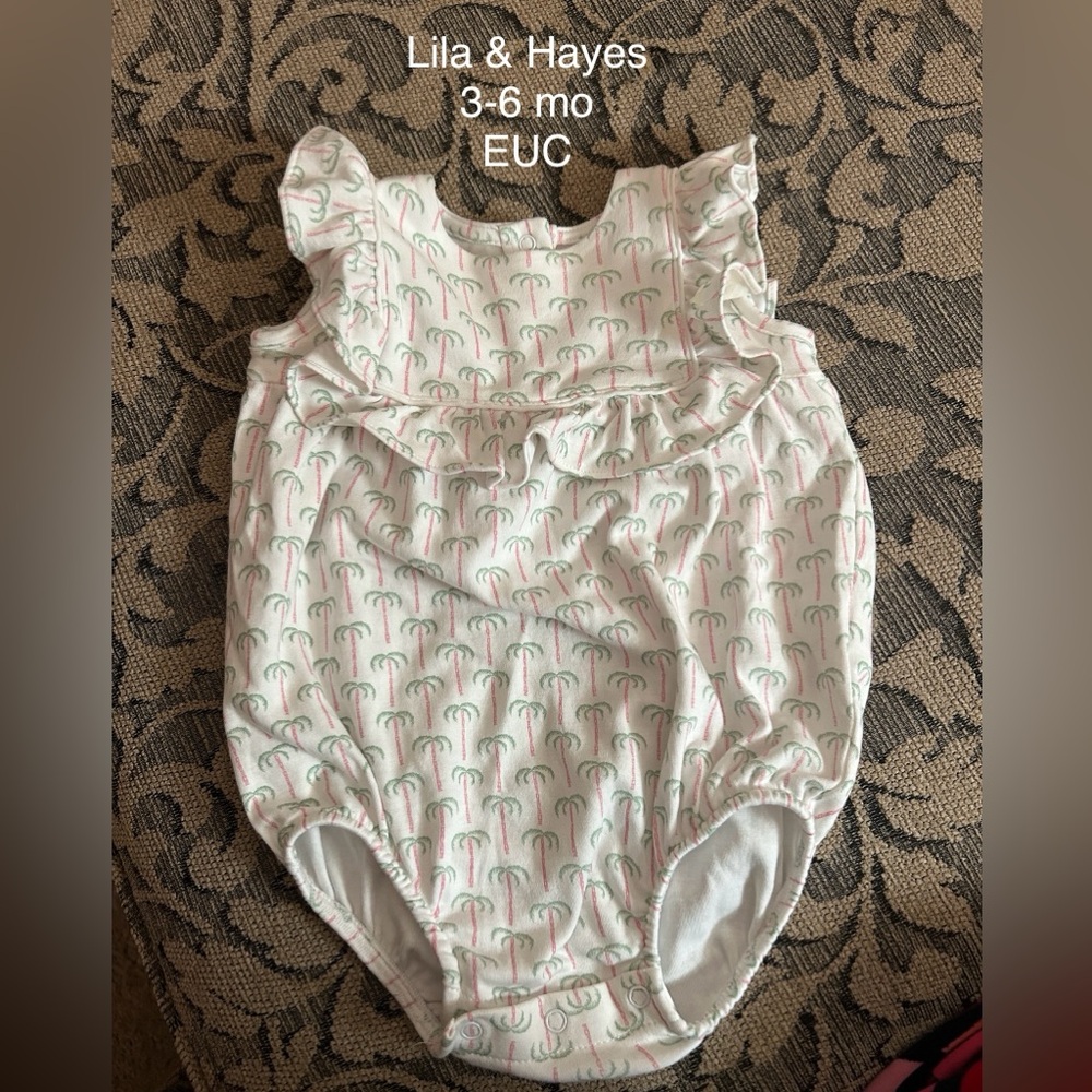 Lila and Hayes palm tree bubble. 3-6 mo.